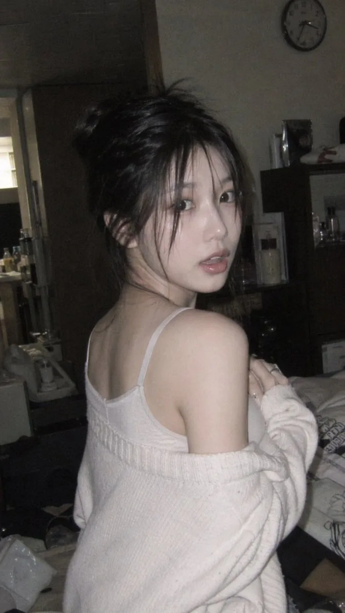 韓系偶像九宮格人像